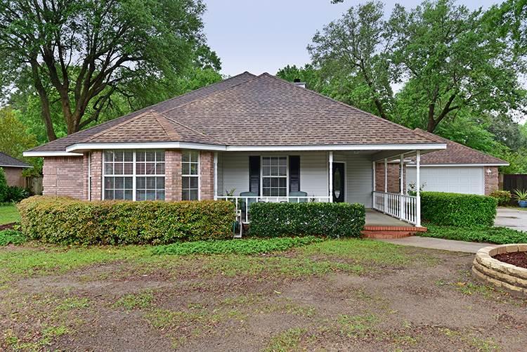 3541 Victory Drive Pace, FL 32571 - Photo 3 of 29