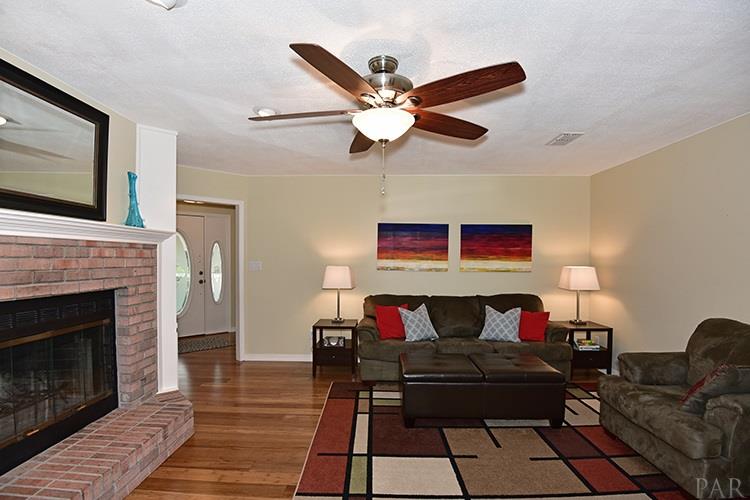 3541 Victory Drive Pace, FL 32571 - Photo 9 of 29