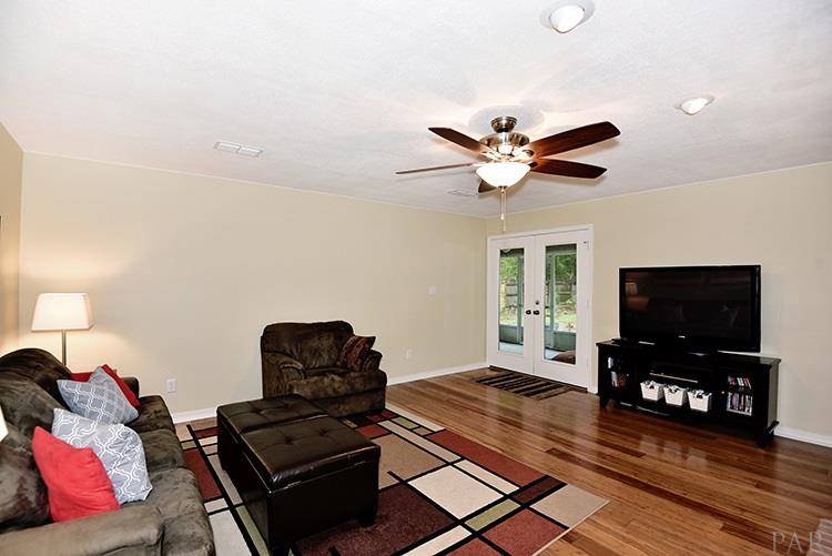 3541 Victory Drive Pace, FL 32571 - Photo 10 of 29