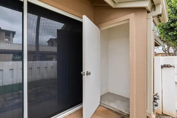 $380,000 | 91-1214 Kaneana Street, Unit 11F, Ewa Beach, HI 96706