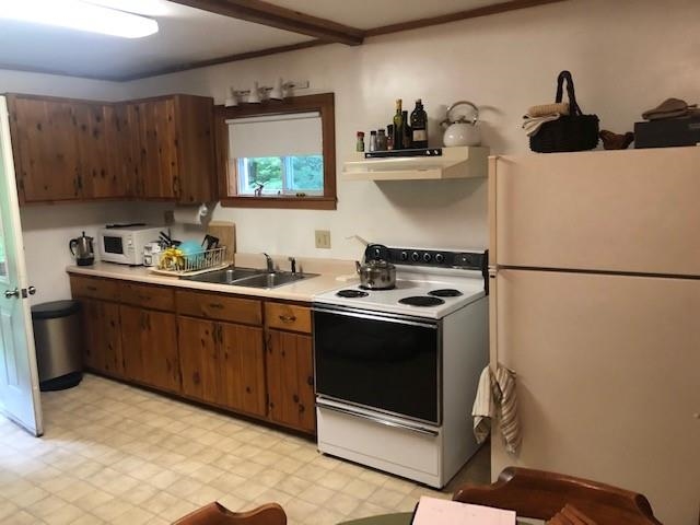 414 South End Road Mount Tabor, VT 05253 - Photo 4 of 26 Gallery Image 4