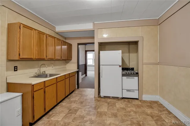 $1,050 | 314 Abbott Road, Buffalo, NY 14220