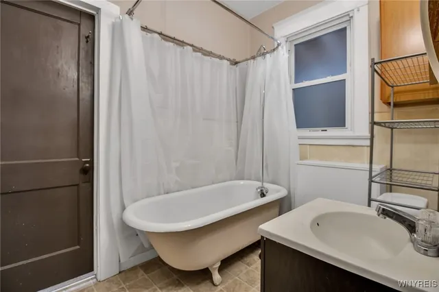 $1,050 | 314 Abbott Road, Buffalo, NY 14220