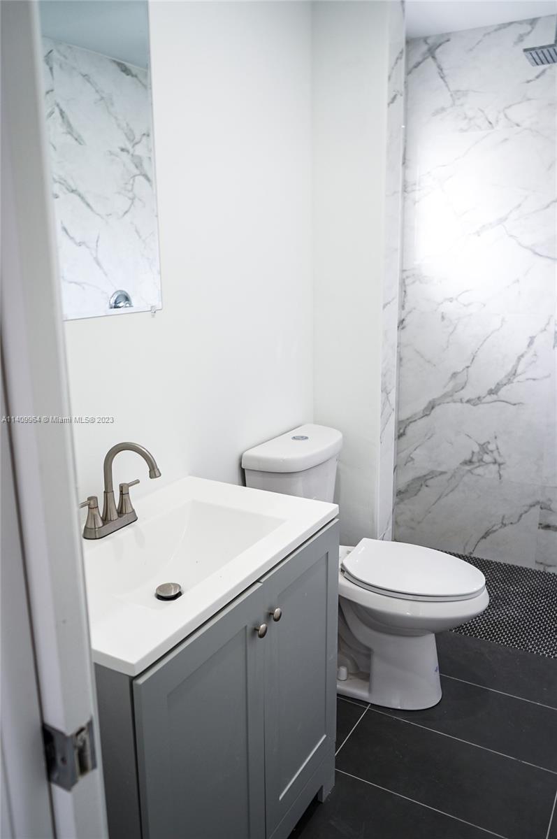 1473 West 35th Street Riviera Beach, FL 33404 - Photo 27 of 36 Gallery Image 27