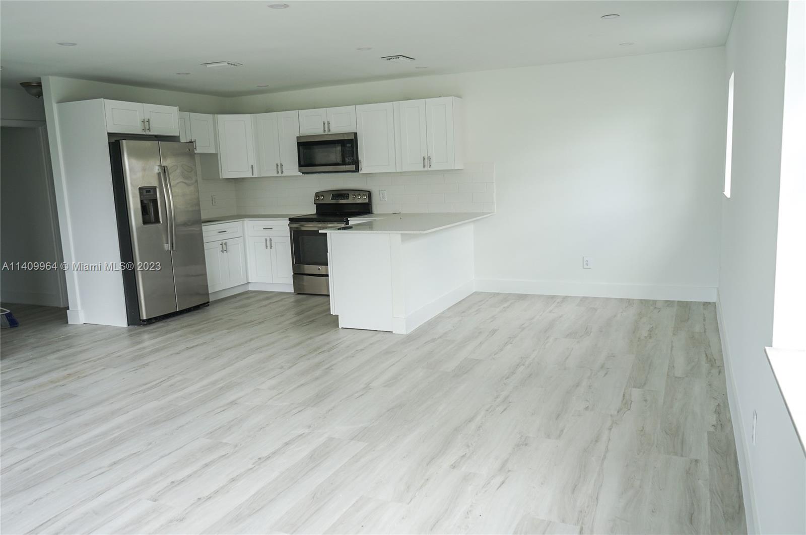 1473 West 35th Street Riviera Beach, FL 33404 - Photo 5 of 36 Gallery Image 5