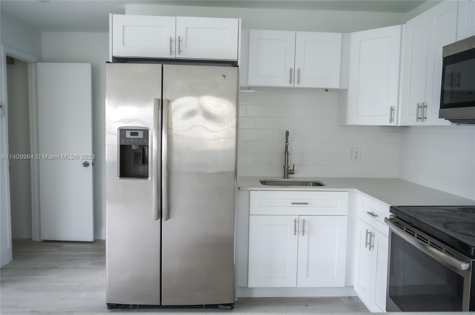 1473 West 35th Street Riviera Beach, FL 33404 - Photo 9 of 36 Gallery Image 9