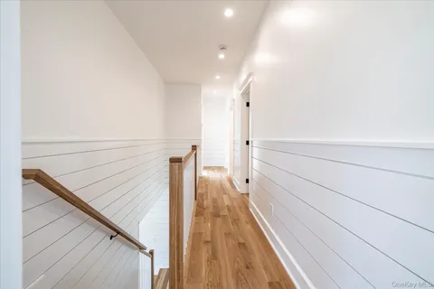 $1,799,000 | 480 Ackerly Pond Lane, Southold, NY 11971