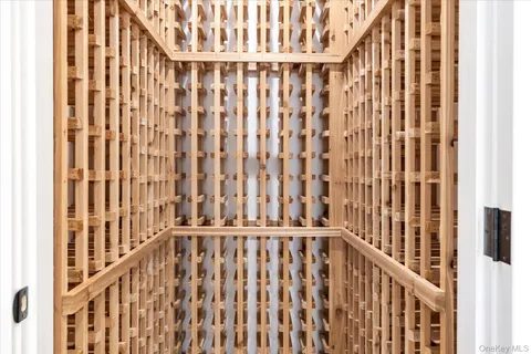 $1,799,000 | 480 Ackerly Pond Lane, Southold, NY 11971