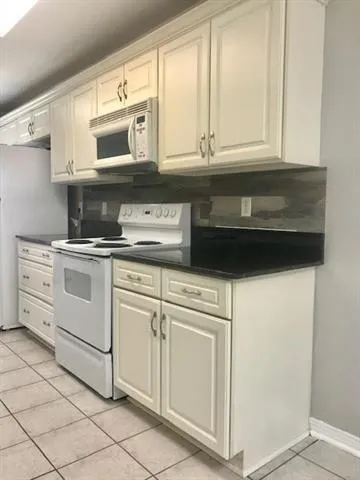 $1,950 | 3286 Appian Drive, Kenner, LA 70065