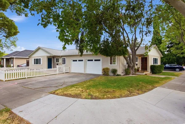 $1,599,000 | 901 Fifteenth Avenue, Redwood City, CA 94063