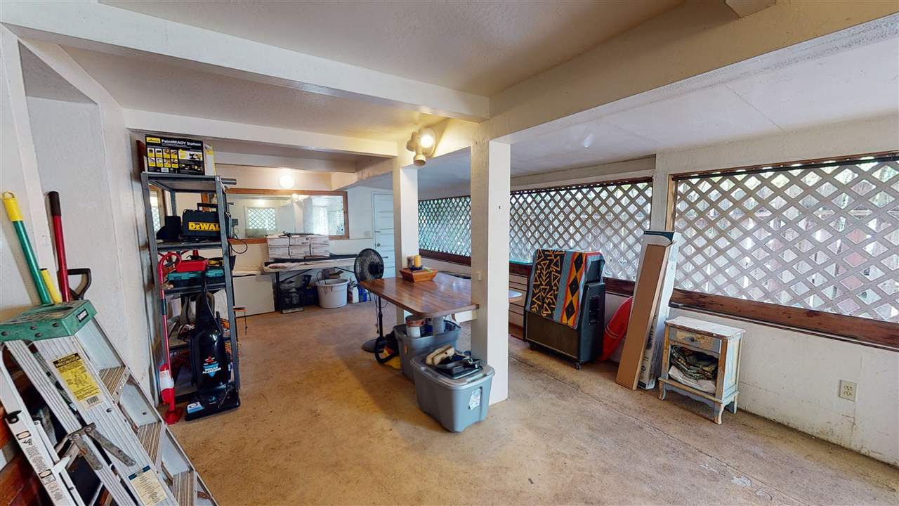 307 West Kuiaha Road Haiku, HI 96708 - Photo 26 of 30 a view of a room with gym equipment