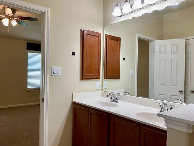 $2,095 | 720 Noatak Trail, Pflugerville, TX 78660