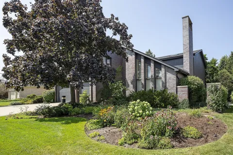 $1,099,000 | 2758 Charlie Court, Glenview, IL 60026
