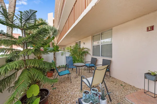$1,800 | 14527 Bonaire Boulevard, Unit 109, Delray Beach, FL 33446