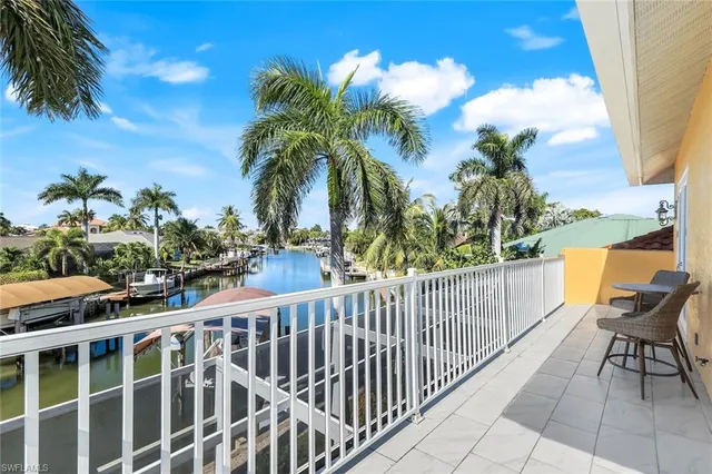 $2,900,000 | 309 Rookery Court, Marco Island, FL 34145