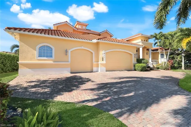 $2,900,000 | 309 Rookery Court, Marco Island, FL 34145