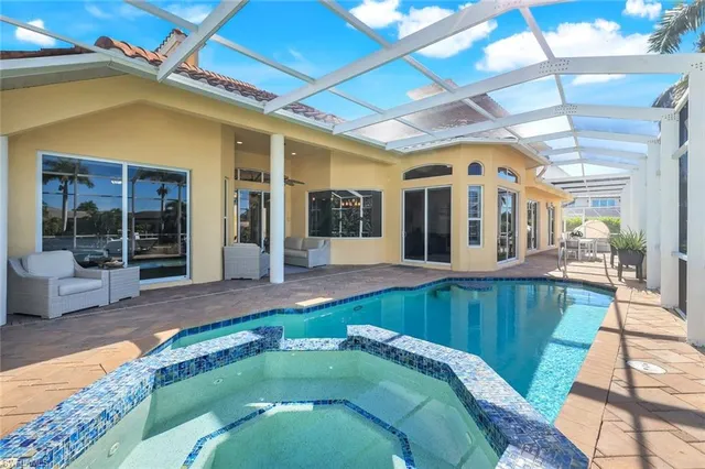 $2,900,000 | 309 Rookery Court, Marco Island, FL 34145