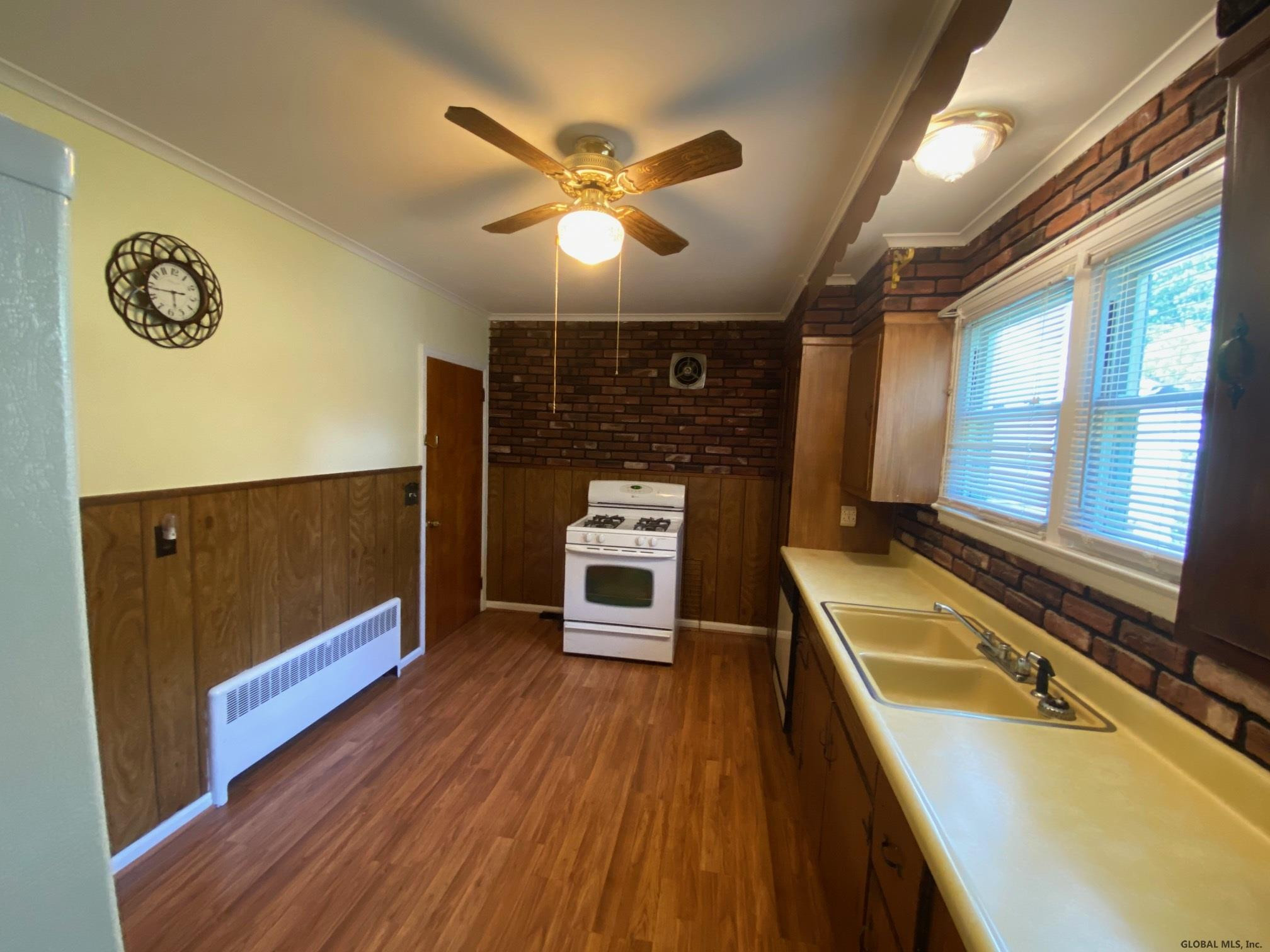 37 Phillips Road Rensselaer, NY 12144 - Photo 12 of 13 Photo 12
