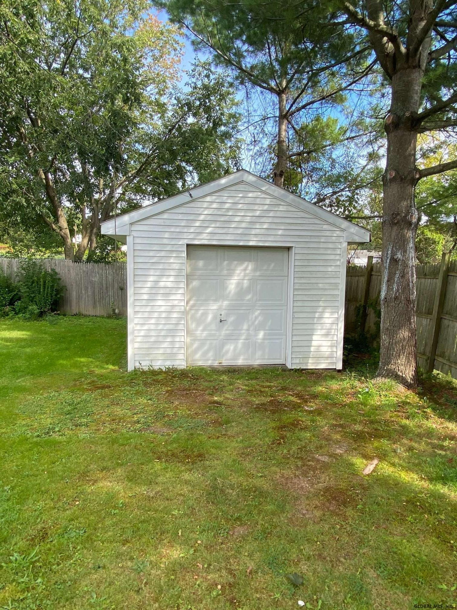 37 Phillips Road Rensselaer, NY 12144 - Photo 8 of 13 Photo 8