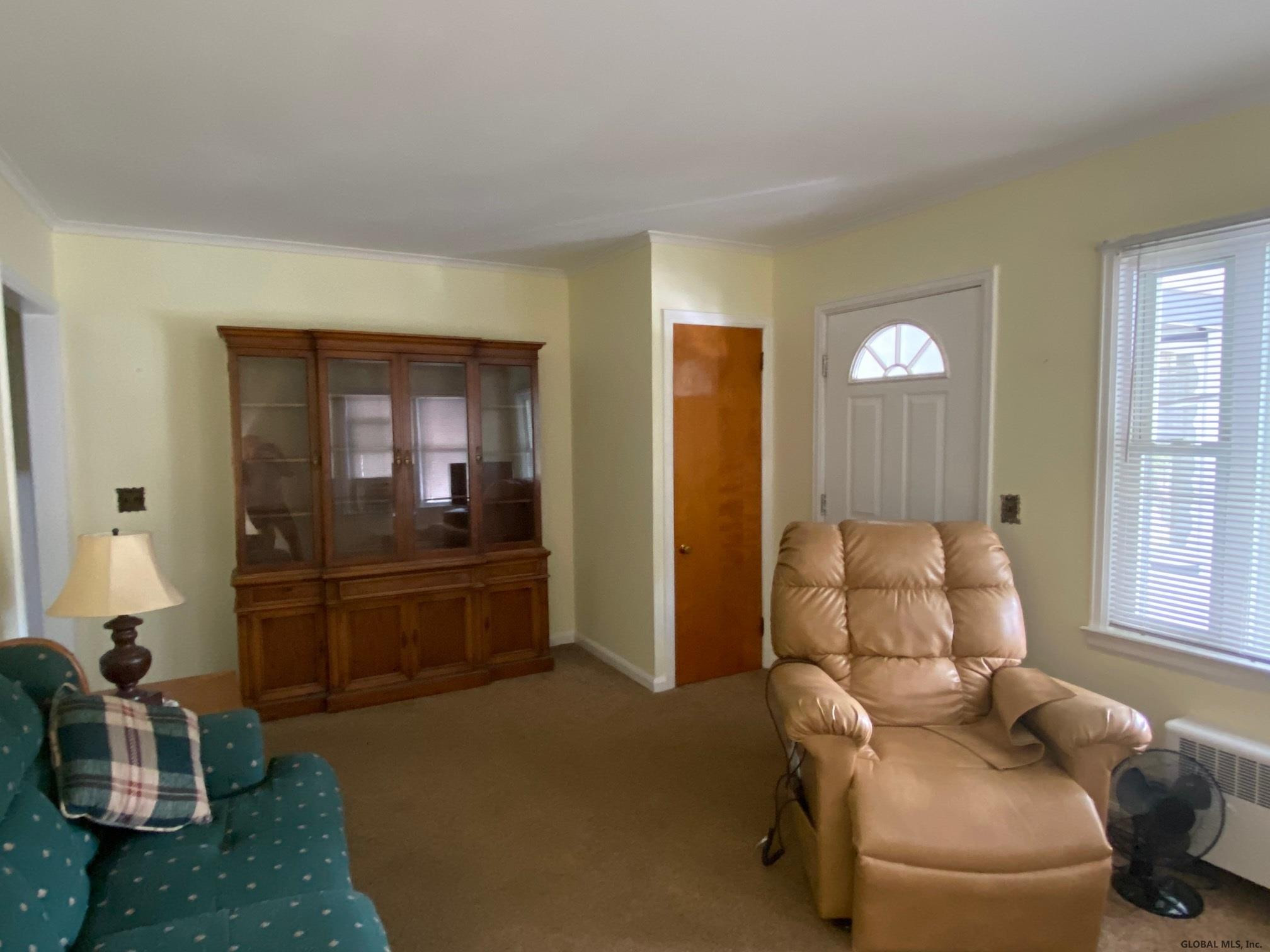 37 Phillips Road Rensselaer, NY 12144 - Photo 10 of 13 Photo 10