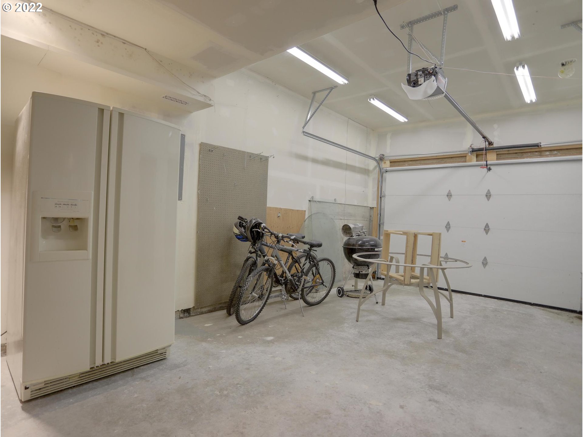 73000 East Village Loop Road Rhododendron, OR 97049 - Photo 28 of 32 a view of a room with gym equipment