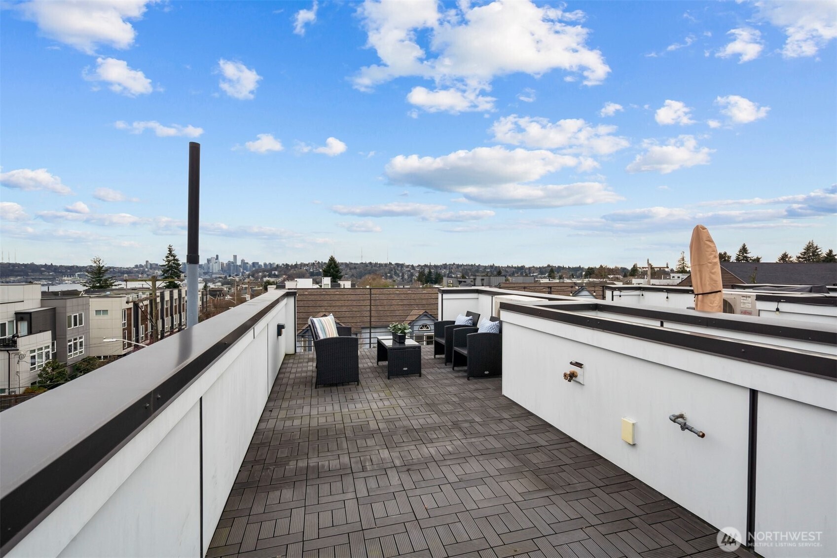 728 North 43rd Street Seattle, WA 98103 - Photo 24 of 29 a view of city from balcony