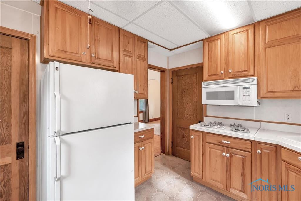 1401 North Raab Road Swanton, OH 43558 - Photo 24 of 48 Gallery Image 24