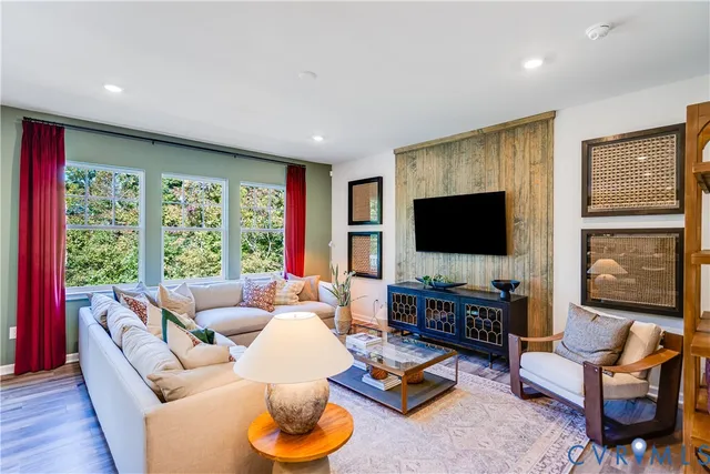 $516,240 | 6473 Fennec Run, Moseley, VA 23120