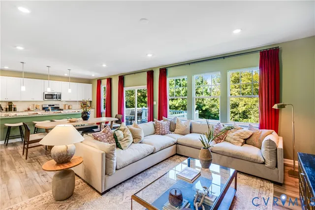 $516,240 | 6473 Fennec Run, Moseley, VA 23120