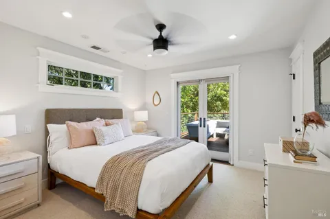 $1,900,000 | 21730 Burndale Road, Sonoma, CA 95476