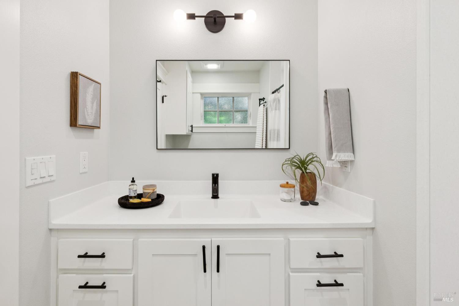 21730 Burndale Road Sonoma, CA 95476 - Photo 22 of 37