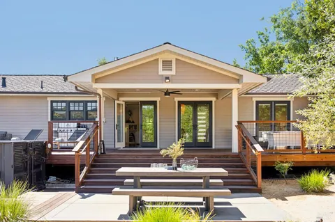 $1,900,000 | 21730 Burndale Road, Sonoma, CA 95476