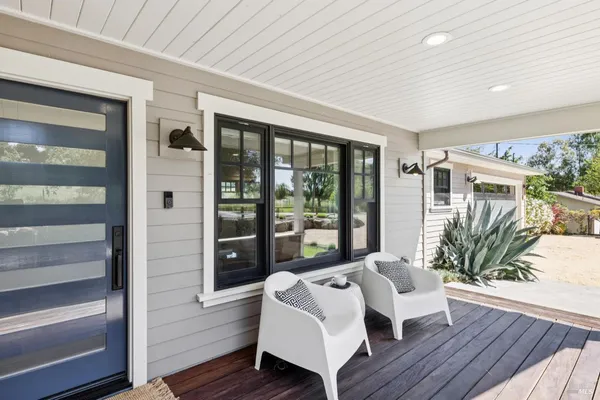 $1,900,000 | 21730 Burndale Road, Sonoma, CA 95476