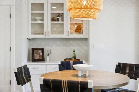 $1,900,000 | 21730 Burndale Road, Sonoma, CA 95476