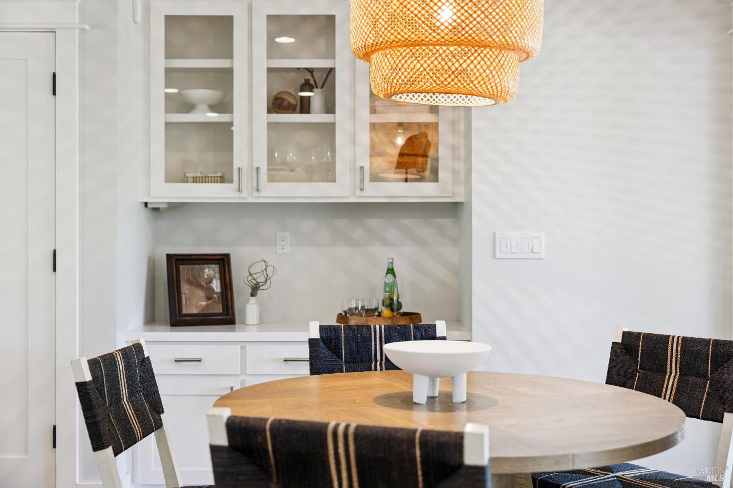 21730 Burndale Road Sonoma, CA 95476 - Photo 8 of 37