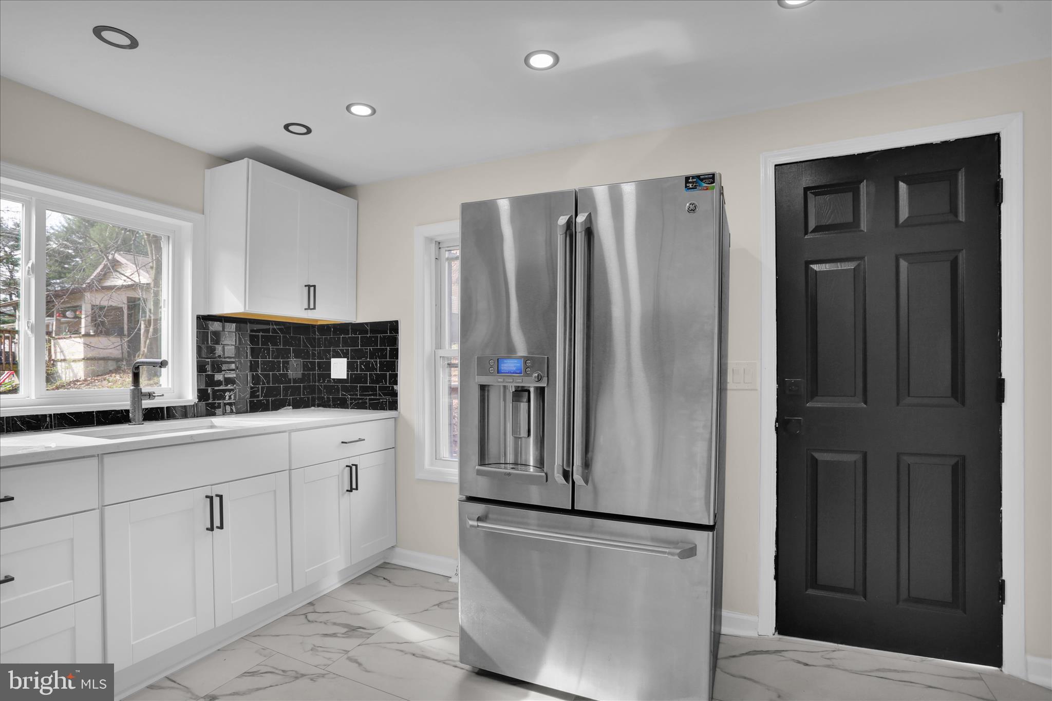 1831 Mount Laurel Road Temple, PA 19560 - Photo 19 of 27 E26A1153