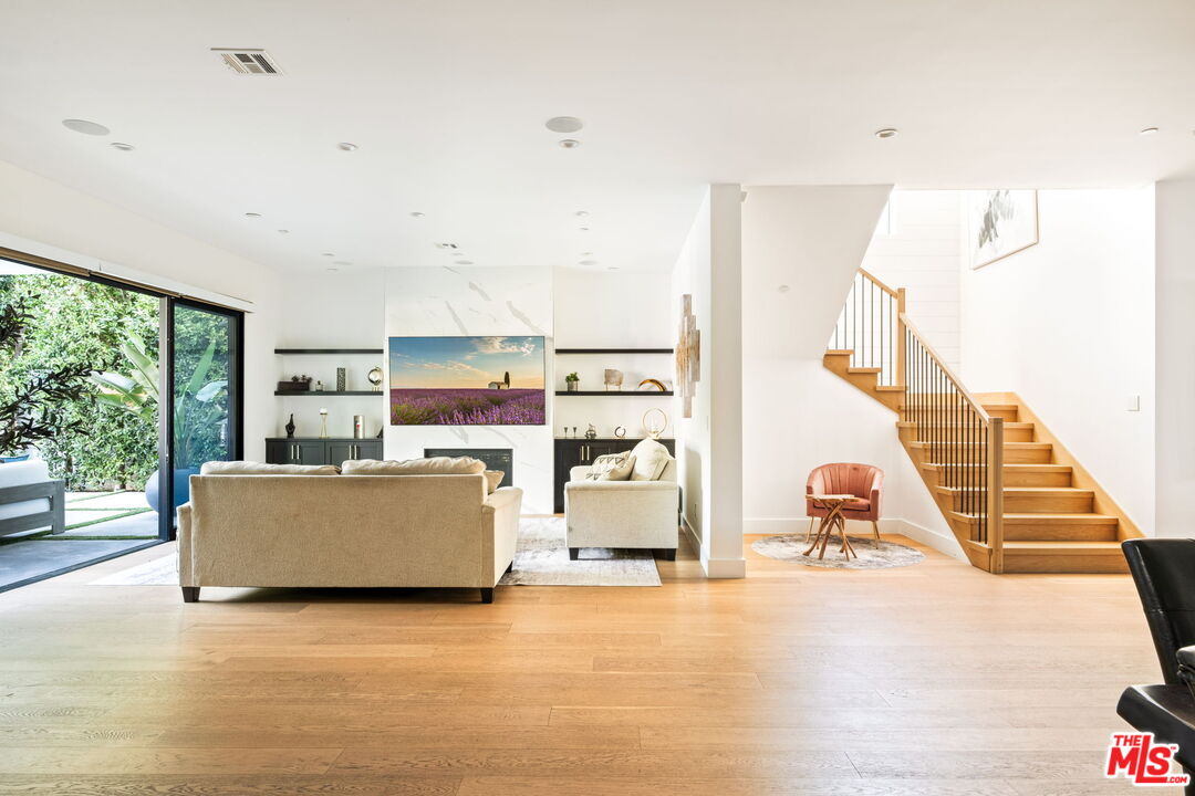 5510 Columbus Avenue Sherman Oaks, CA 91411 - Photo 12 of 28