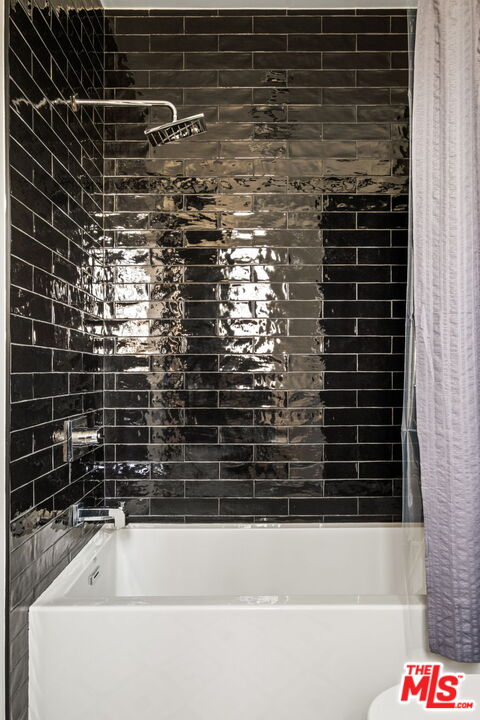 5510 Columbus Avenue Sherman Oaks, CA 91411 - Photo 21 of 28