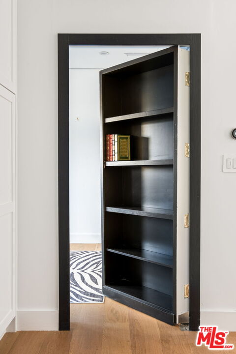 5510 Columbus Avenue Sherman Oaks, CA 91411 - Photo 23 of 28