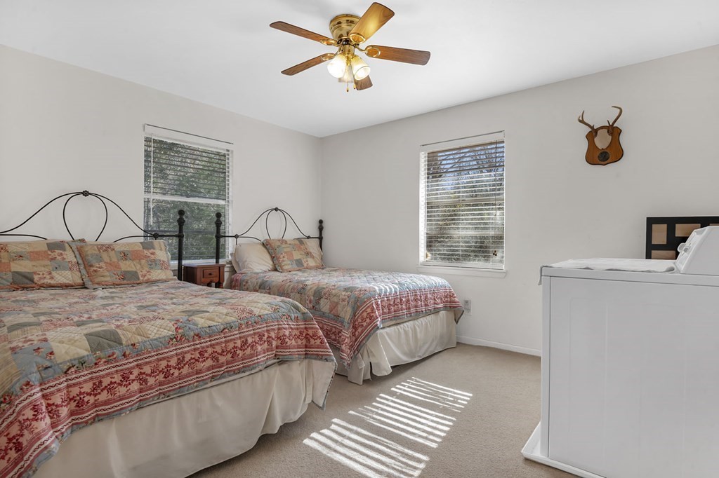 893 Capps Road Huntington, TX 75949 - Photo 7 of 33