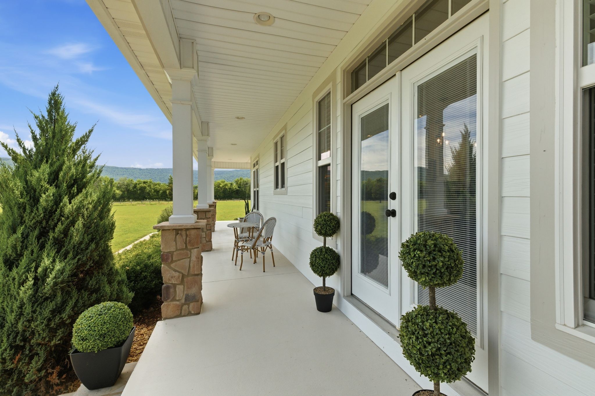 354 Garner Road Decherd, TN 37324 - Photo 4 of 52