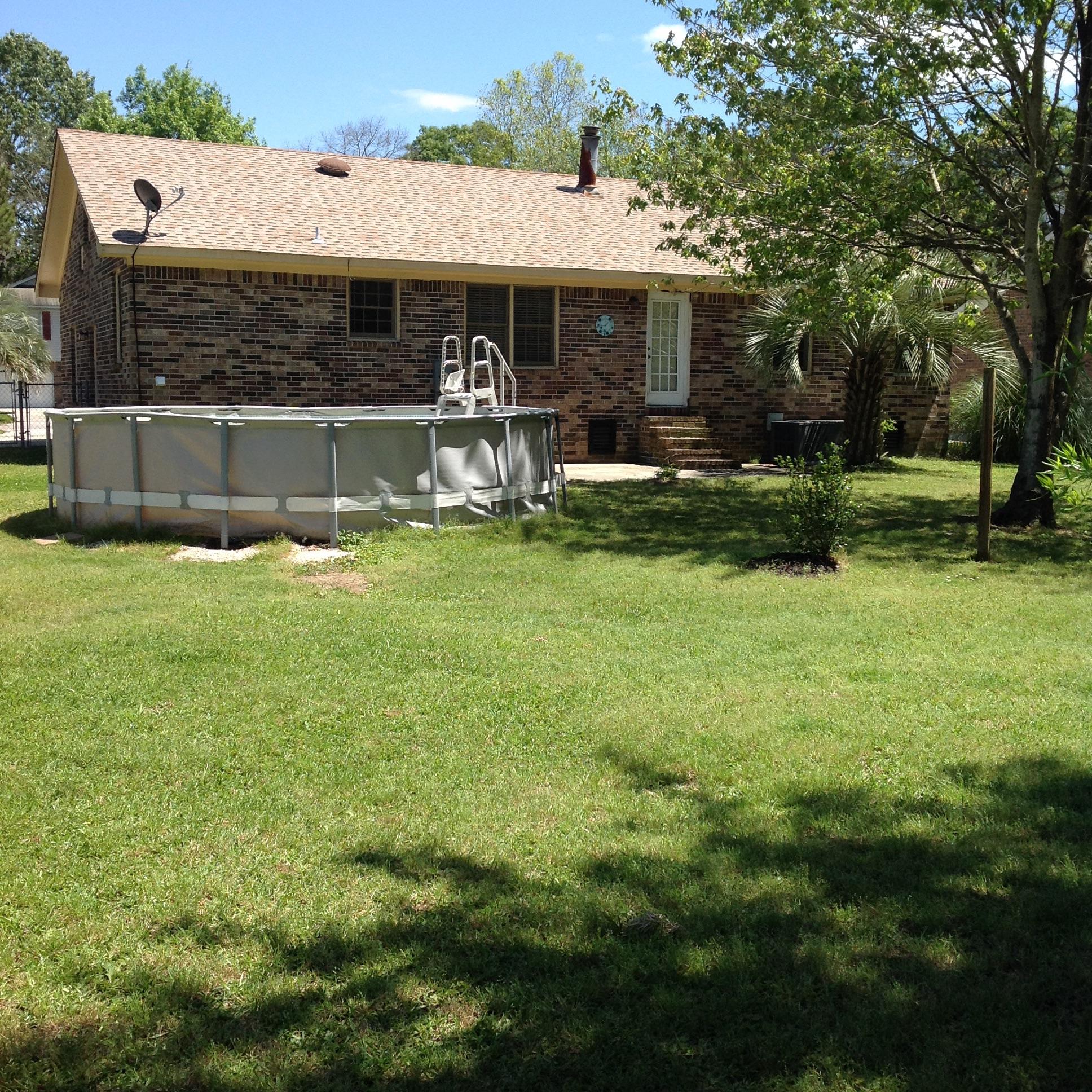 757 Wexford Road Charleston, SC 29414 - Photo 4 of 14 WexBackyard2