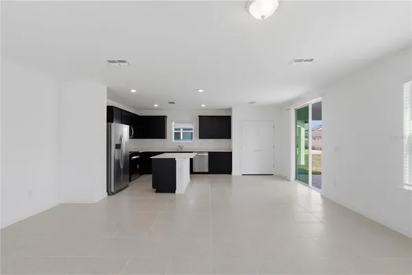 $3,200 | 33444 Binding Ties Lane, Wesley Chapel, FL 33545