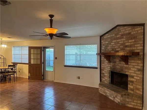 $1,850 | 2117 Van Arpel Drive, Laplace, LA 70068