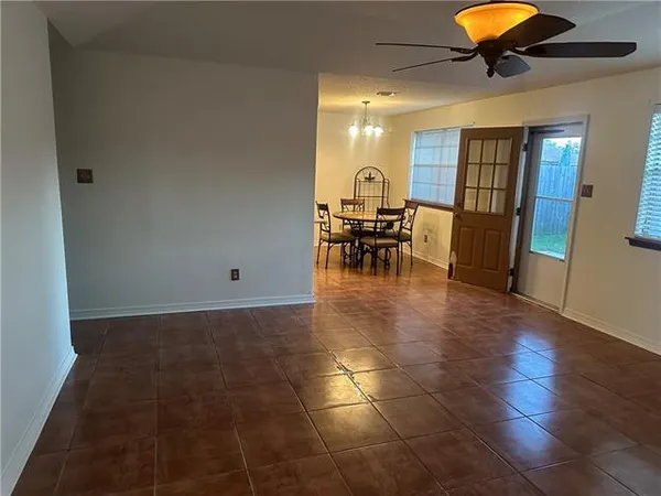 $1,850 | 2117 Van Arpel Drive, Laplace, LA 70068