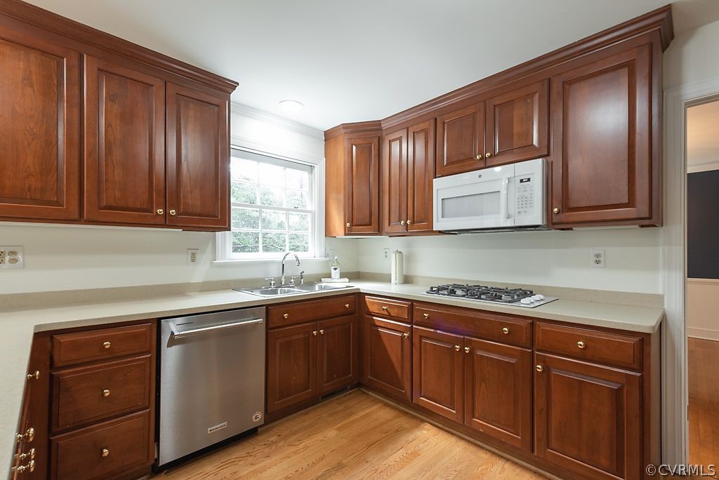 1608 Harborough Road Henrico, VA 23238 - Photo 13 of 20 New Dishwasher & Gas Cooking