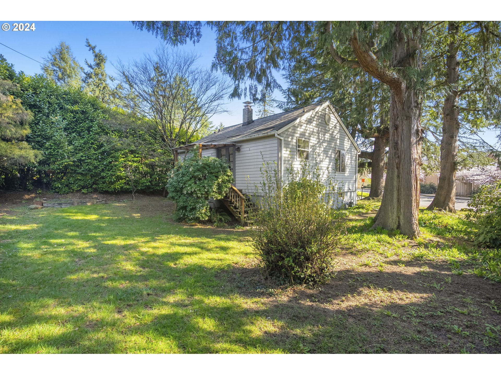 2829 Southwest Spring Garden Street Portland, OR 97219 - Photo 28 of 31 Gallery Image 28