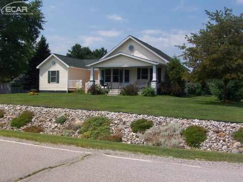 12525 Field Road Clio, MI 48420 - Photo 23 of 36 20445060-22.JPG
