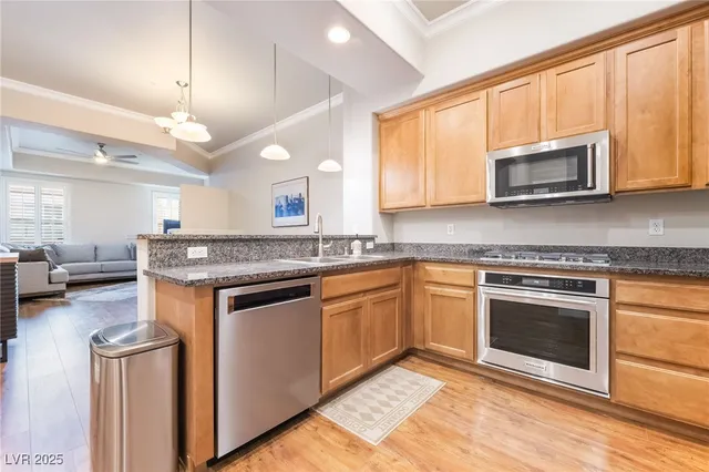 $299,999 | 50 East Serene Avenue, Unit 320, Las Vegas, NV 89123