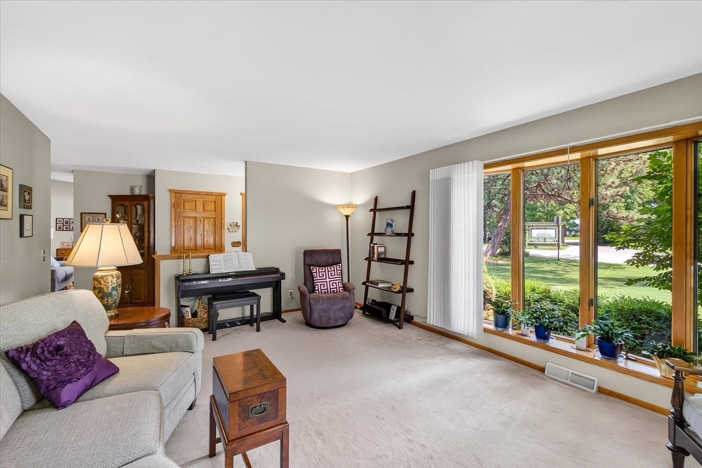 3202 Coventry Trail Madison, WI 53713 - Photo 12 of 39